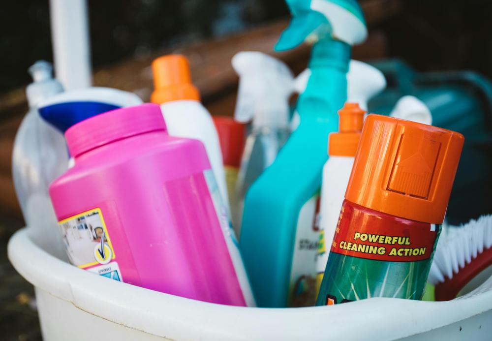 can i wash wool with normal detergent